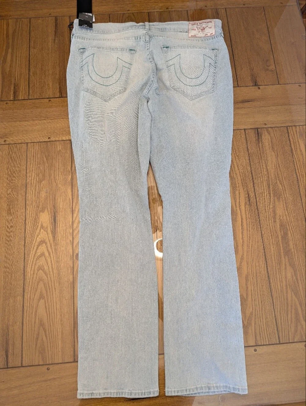 Men's True Religion Geno Relaxed Slim Fit  Distressed Jeans Size 36x32 NWT